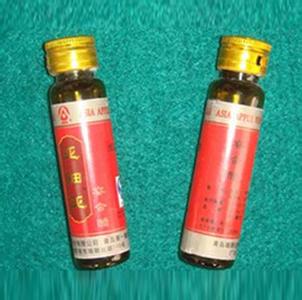 Stroj za etiketiranje steklenic za vino Popolnoma avtomatsko 220V 2kw Enostavno upravljanje