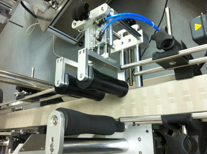 Stroj za etiketiranje samolepilnih nalepk iz steklenic, stroj za etiketiranje steklenih kozarcev