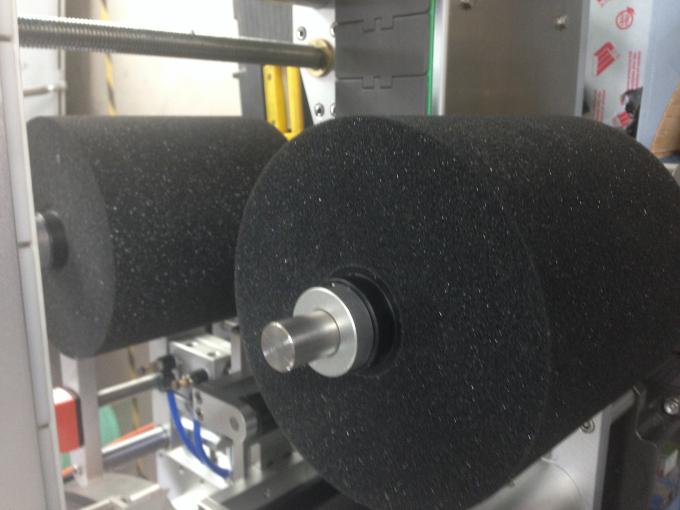 Stroj za označevanje steklenic motorja strežnika za okroglo / ravno / kvadratno steklenico