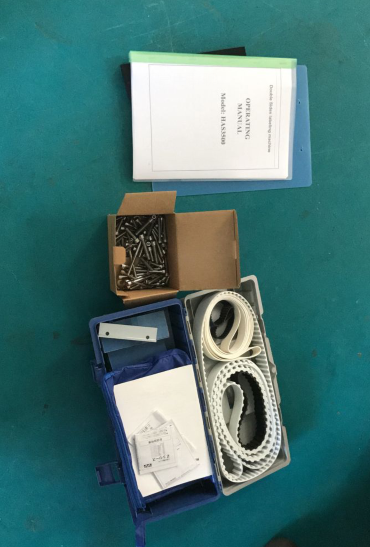 Stroj za etiketiranje dvostranskih nalepk za kvadratne / okrogle / ravne steklenice