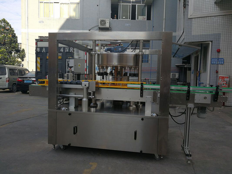 avtomatska oprema za nanašanje nalepk